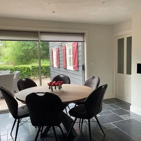 Sfeervol Huis Op De Rand Natuurgebied De Renderklippen *